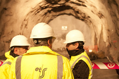 La conexión ferroviaria Bilbao-Aeropuerto de Loiu más cerca tras el cale del túnel de Artxanda 